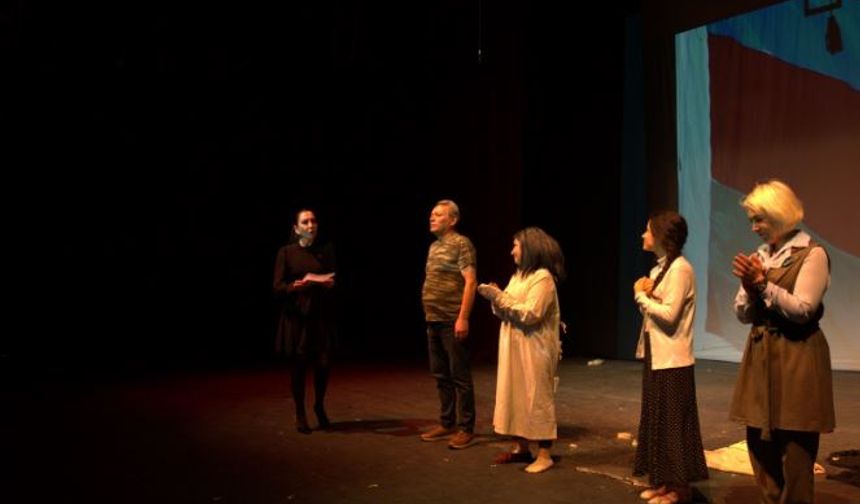 Başkentte Hocalı Anması: “Adsız Kadın” Oyunu İzleyiciyle Buluştu