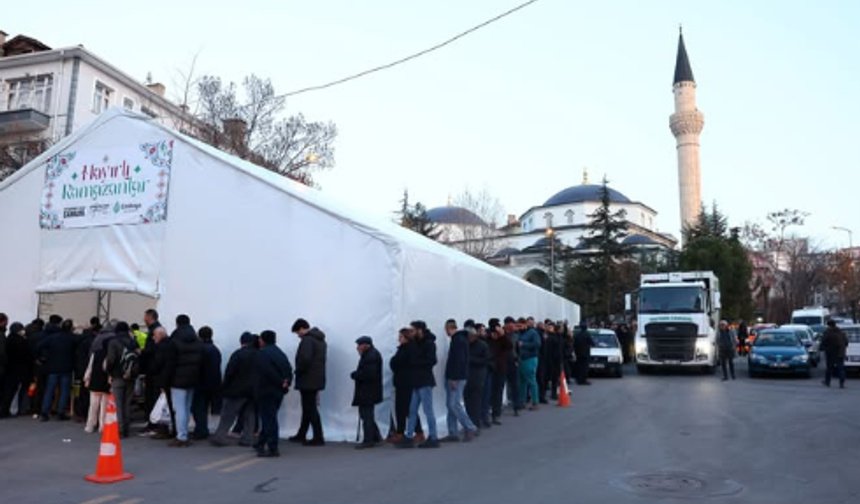 Ankara'da ücretsiz iftar çadırları nerede verilecek? Ankara iftar çadır adresleri