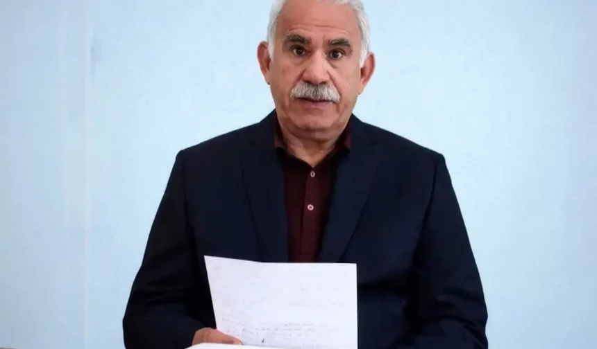 İmralı görüşmesi sonrası Öcalan’dan dikkat çeken Cumhuriyet mesajı!