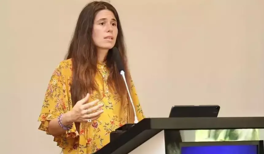 Çeşme Belediye Başkanı Lal Denizli'den "ihale ve eskort" iddialarına sert yanıt