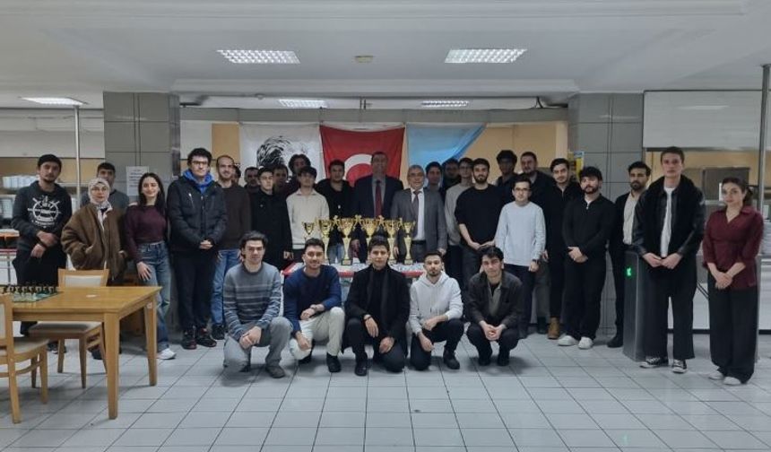 Ankara'da Satranç Heyecanı: Geleneksel Turnuva Tamamlandı