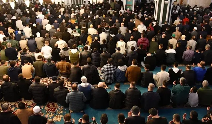 2026 Ramazan Bayramı Namazı Saat Kaçta? İşte İl İl Bayram Namazı Saatleri