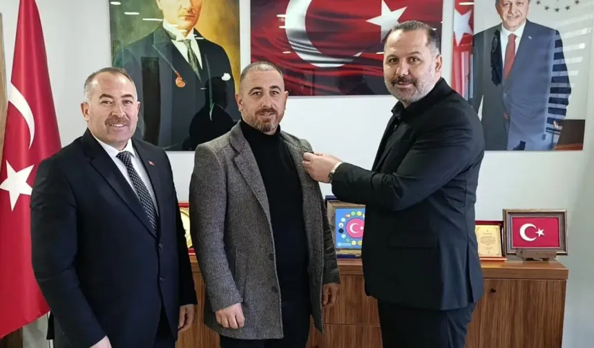 Yeniden Refah Partisi Çıldır İlçe Başkanı Ufuk Yıldız Ak Parti'ye katıldı