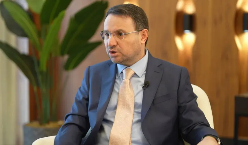 Adalet Bakanı Gürlek: "Üniversitede Notlarımı Satarak Para Kazandım"