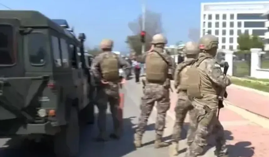 Antalya’da kaymakamlık binasında silahlı saldırı