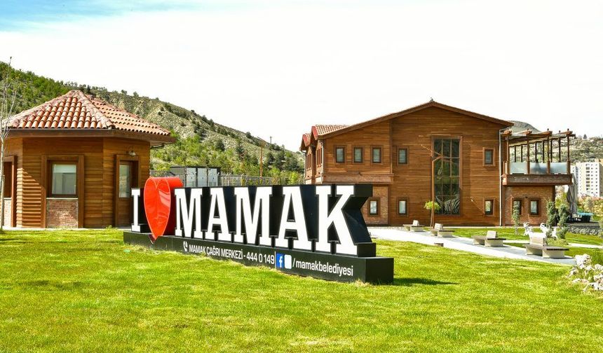 Mamak’ta bayram izdihamı! Mamaklılar Üreğil Millet Bahçesi’ne akın ediyor