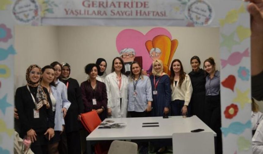 Ankara Etlik Şehir Hastanesi’nde Yaşlılara Saygı Haftası’na Özel Etkinlik