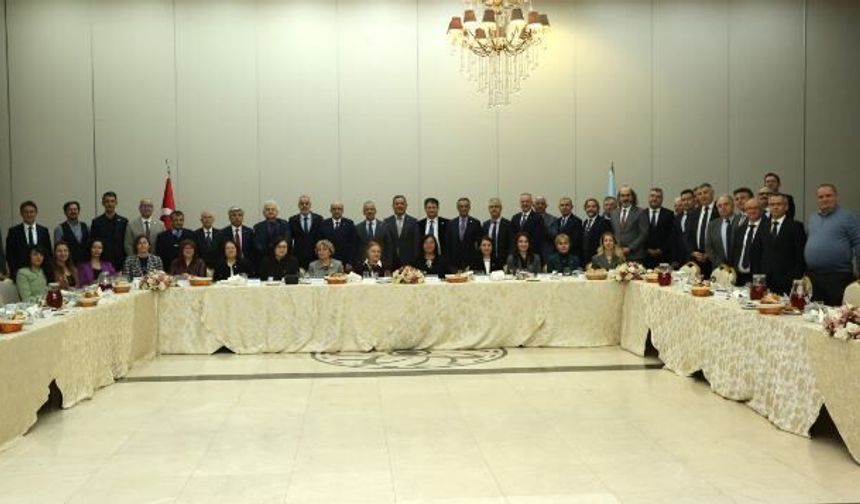 Gazi Üniversitesi’nde Senato ve Birim Yöneticilerine İftar Programı Düzenlendi