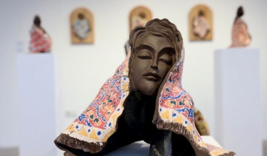 Halı Altına Süpürülenler Sergisi Ankara'da Ziyaretçilerini Bekliyor