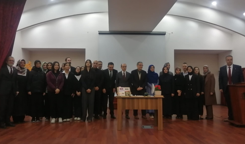 Yenimahalle’de “Kültürümüzde İz Bırakanlar” Programında Mustafa Kutlu Anlatıldı