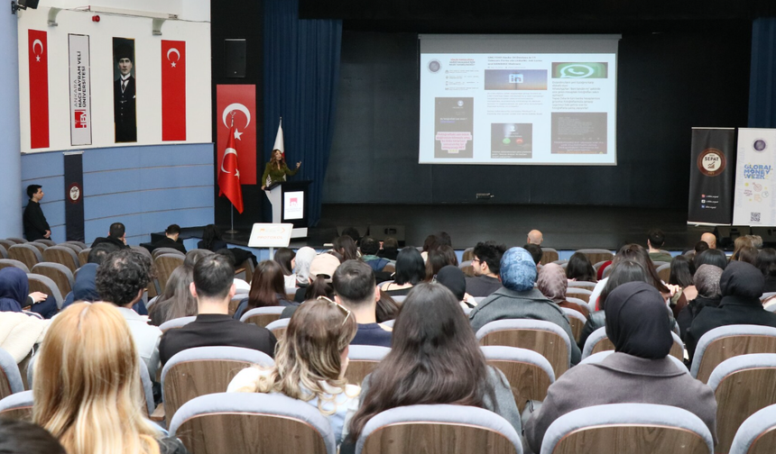 Siber Dünya ve Finansal İzler Semineri Ankara'da Düzenlendi