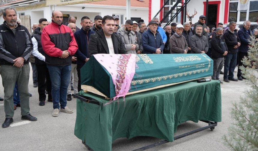 Kayıp olarak aranıyordu, gölette cansız bedeni bulundu! 8 bıçak darbesiyle canına kıymışlar!