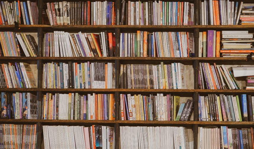 Ankara Kitap Fuarı'nda son gün! "Askıda kitap" uygulaması ilgi odağı oldu