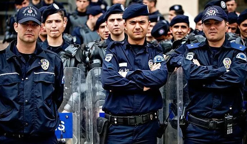 Trafikte başlayan tartışma büyüdü: Hakimle gerilim yaşayan komiser açığa alındı