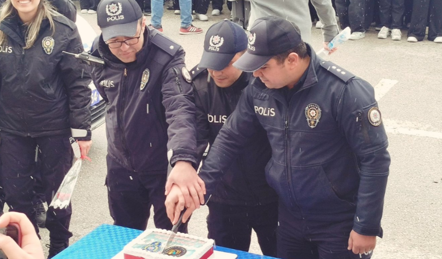 Ankara Mamak’ta dikkat çeken Polis Haftası etkinliği