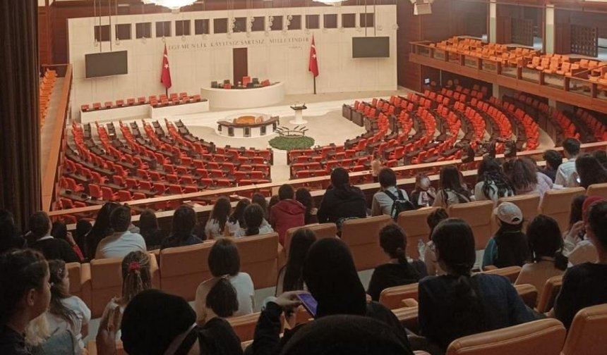 Pursaklar İlçe Millî Eğitim’den TBMM Gezisi