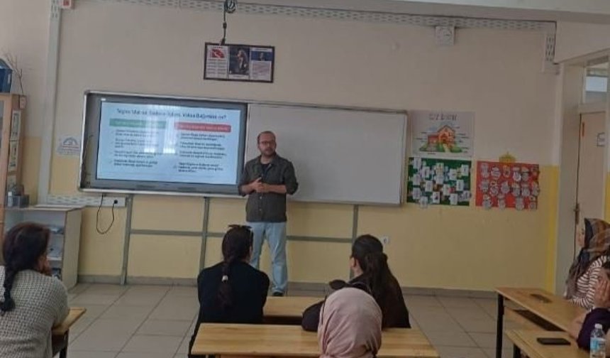 Velilere Teknoloji Bağımlılığı Uyarısı!