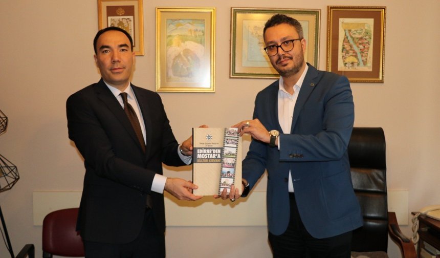 Ankara'da imzalar atıldı! Türkiye ve Özbekistan edebiyatta güç birliği yapıyor