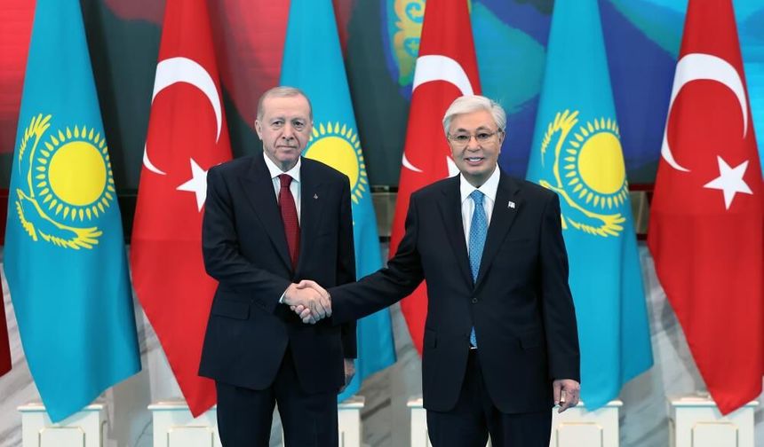 Türkiye-Kazakistan hattında diplomasi trafiği: Erdoğan ve Tokayev bir araya geldi