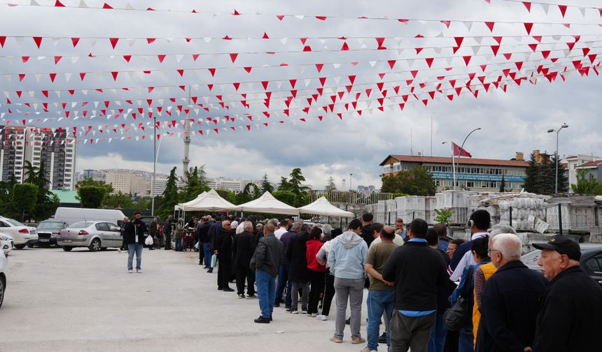 Ankara’da ucuz et izdihamı! Uzun kuyruklar oluştu