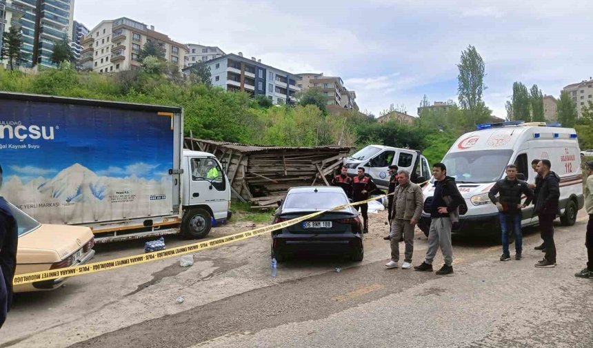 Ankara’da Feci Kaza: Kamyon Altında Kalan İki Belediye İşçisinin Kimliği Belli Oldu