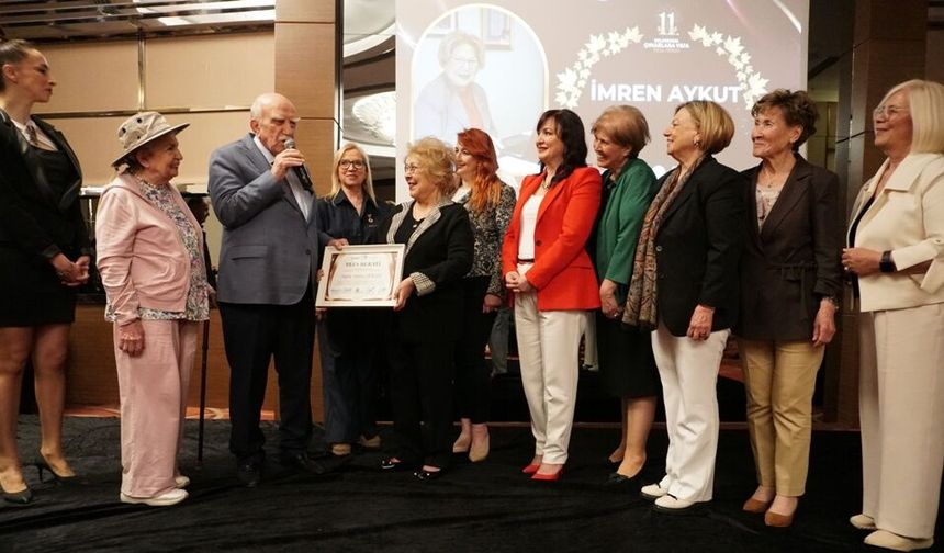 Ankara’da Çınarlara Vefa: Duayen isimler ödüllerini aldı