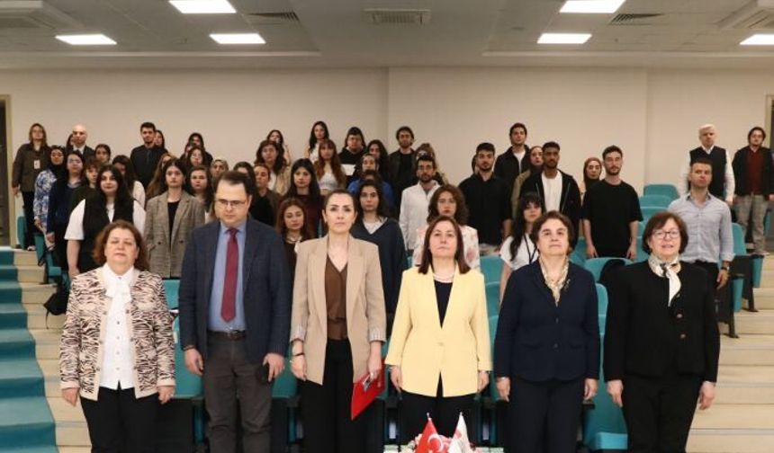 Ankara’da dikkat çeken panel: Dijitalleşme aileyi nasıl etkiliyor?