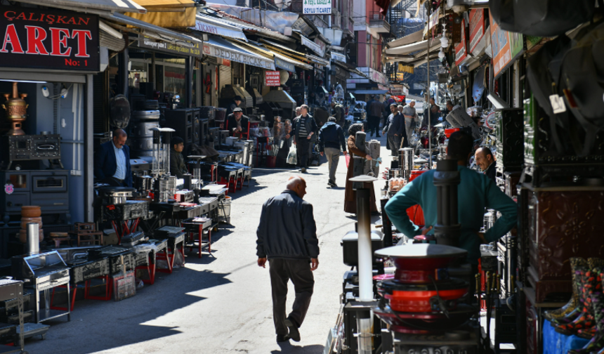 Ankara'nın kalbinde büyük dönüşüm: Tenekeciler Caddesi baştan aşağı yenileniyor!