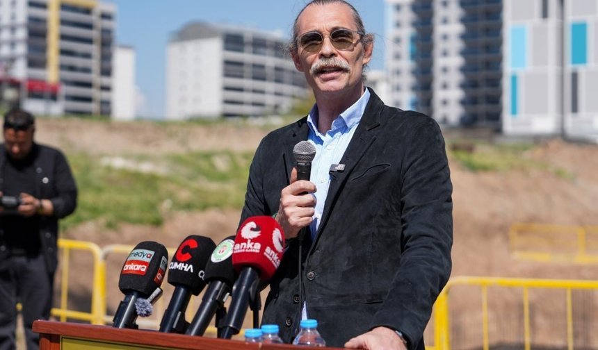 Babasına verdiği sözü tuttu: Erdal Beşikçioğlu'ndan Alzheimer'la mücadelede tarihi adım!