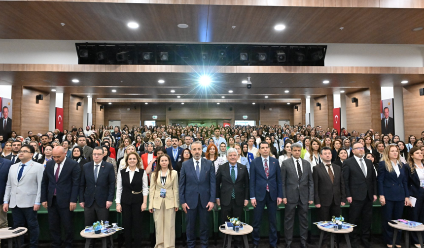 Ankara’da Sağlık Dünyasını Buluşturan Kongre: Bilimsel Oturumlar Düzenlendi