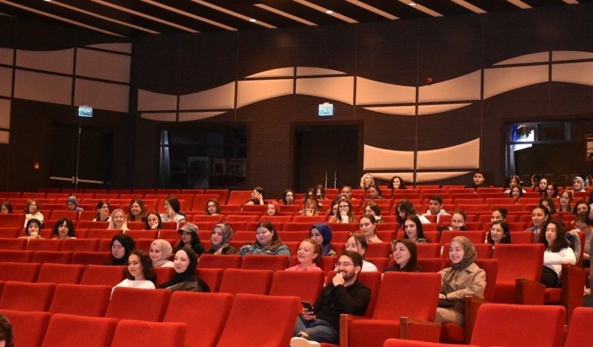 Ufuk Üniversitesi’nde İlgi Çeken Söyleşi