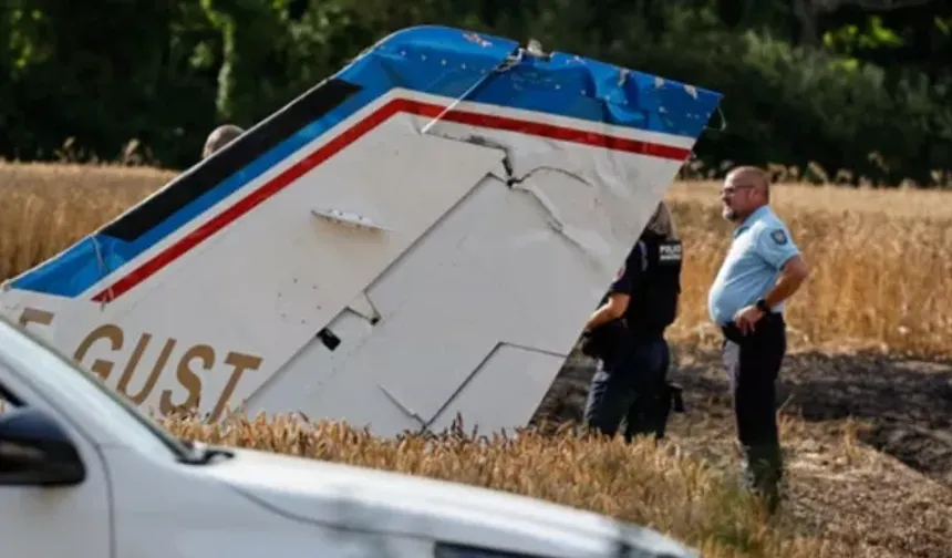 Fransa’da paraşüt uçağı düştü: Pilot ve 10 kişi hayatını kaybetti
