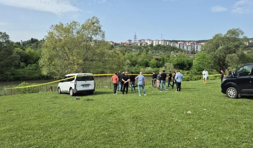 Bartın'da esrarengiz ölüm: Bir gündür aranan Aydın'ın ırmak kenarında cansız bedeni bulundu!