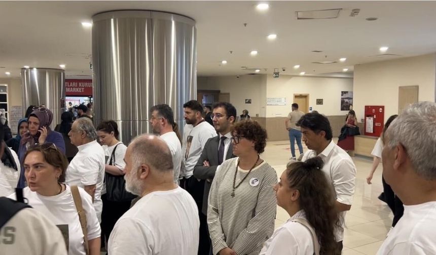Kubilay Kaan Kundakçı cinayetinde ilk duruşma! Mahkeme öncesi ortalık karıştı