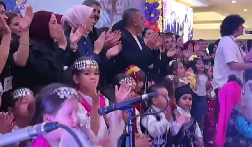 Sincan Belediyesi'nden çocuklara özel resepsiyon: Binlerce minik mezuniyet coşkusu yaşadı