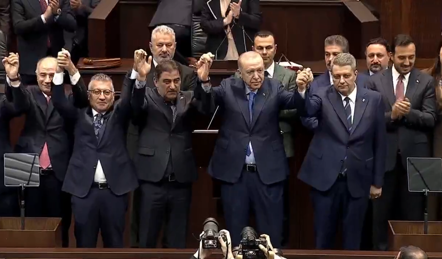 İYİ Parti'den istifa etmşti... Ersin Beyaz AK Parti'ye katıldı!