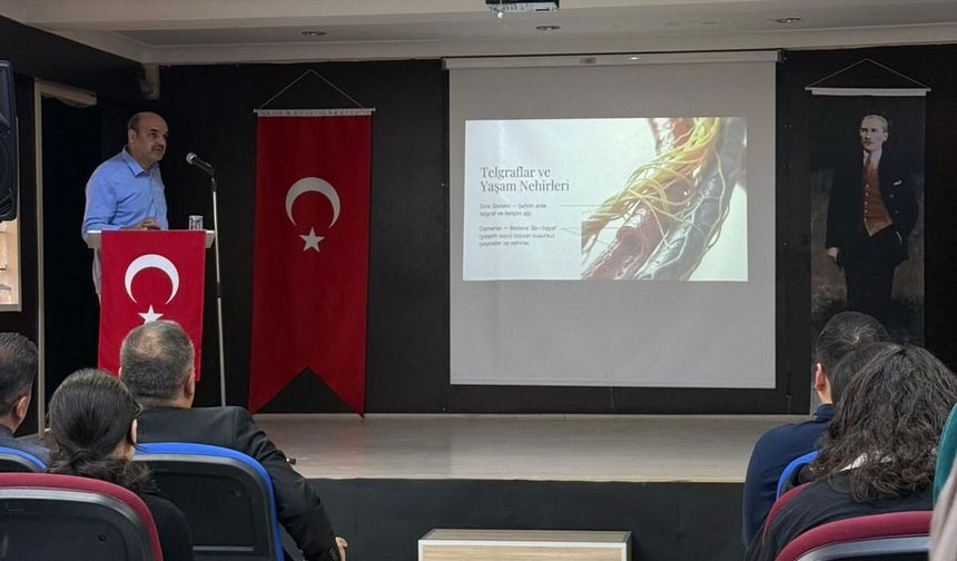 Ankara’da Bilim Buluşması: Prof. Dr. Fatih Şahiner Öğrencilerle Bir Araya Geldi