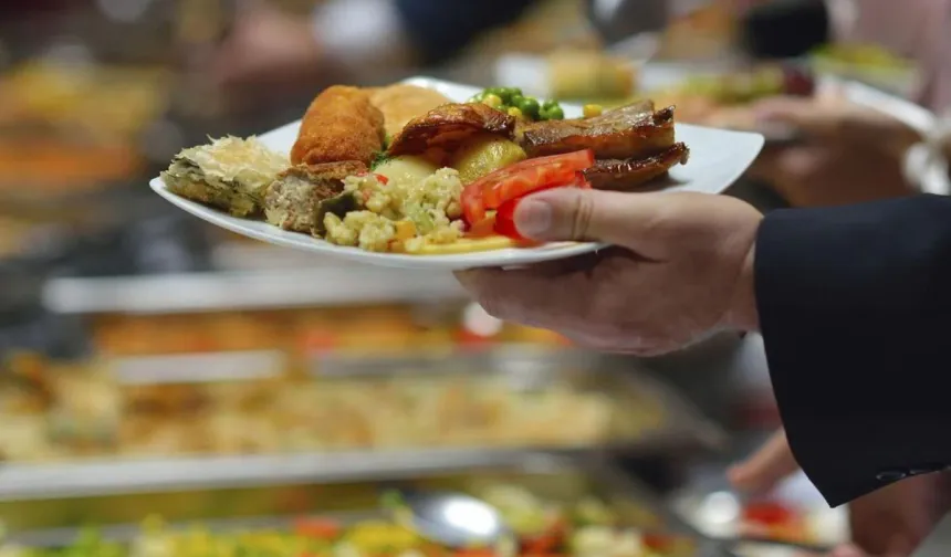 Restoran ve kafelerde yeni dönem: Menüde etin türü ve alerjen bilgisi zorunlu olacak