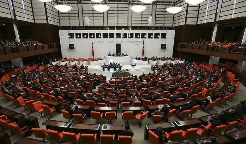 Dokunulmazlık dosyaları TBMM'de! Özgür Özel hakkında 3 ayrı fezleke var