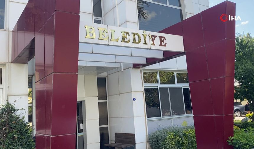 Seferihisar Belediyesi'ne rüşvet operasyonu! Başkan yardımcısı gözaltına alındı!