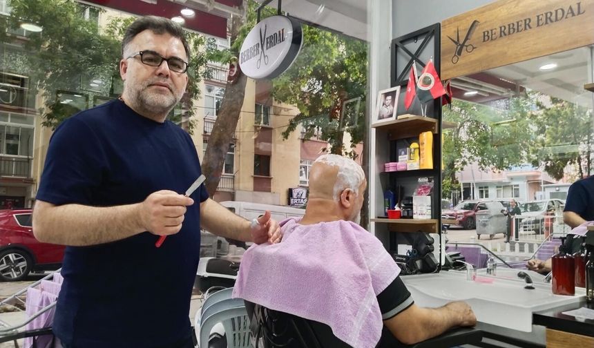 40 yıllık Ankaralı berber: Mahalle ve semt berberliği kan kaybediyor