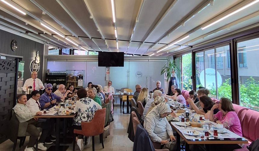 Ankara'da yaşayan Karadenizliler Başkan Işık ile devam dedi