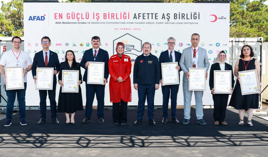 Sağlık Bilimleri Üniversitesi'nden afet yönetimine katkı
