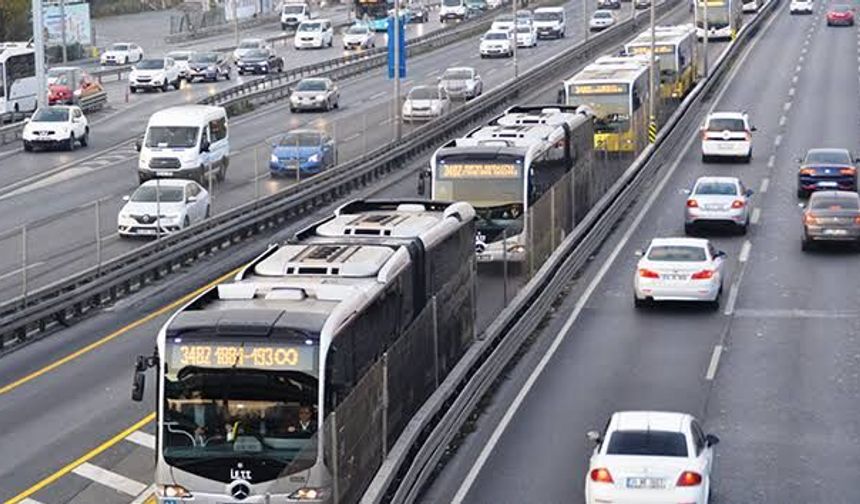 İstanbul'da ulaşıma zam geldi! İşte otobüs, metro, taksi ve serviste yeni fiyatlar...