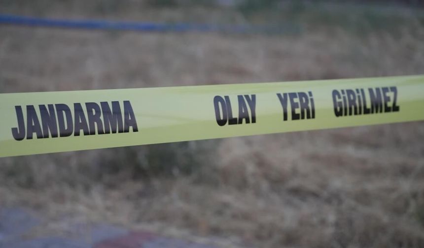 Böyle vahşet görülmedi! Cani adam, babasını parçalayıp tuvalete gömmüş