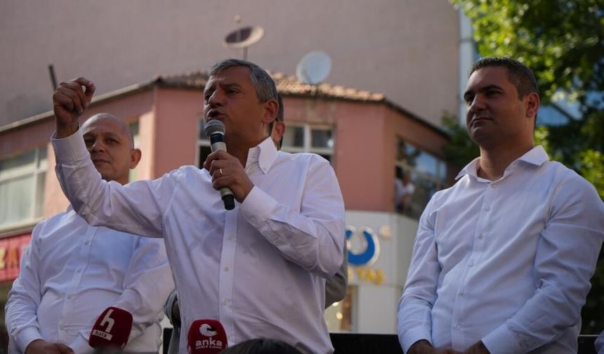 CHP'de gözler pazartesiye çevrildi! Özgür Özel kuracağı yeni partiyi böyle ilan etti