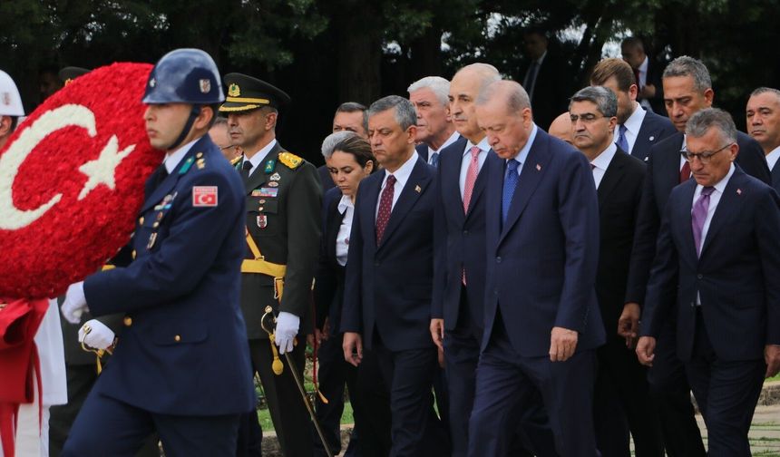 30 Ağustos'ta devlet erkanı Anıtkabir'de! Erdoğan'dan dikkat çeken mesaj.