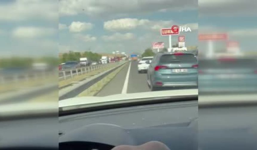 Ankara’da midibüs ile kamyon çarpıştı: 1 ölü, 16 yaralı