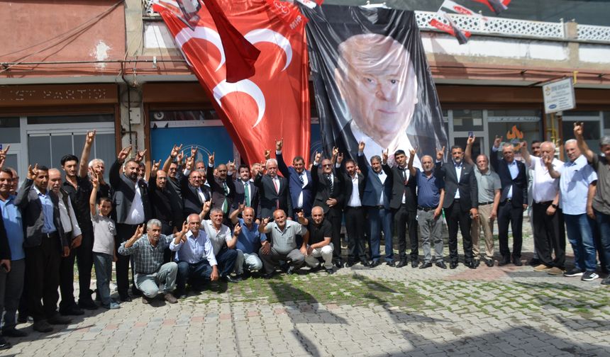 MHP Bulanık'ta kongre heyecanı: Zafer Yıkılmaz güven tazeledi