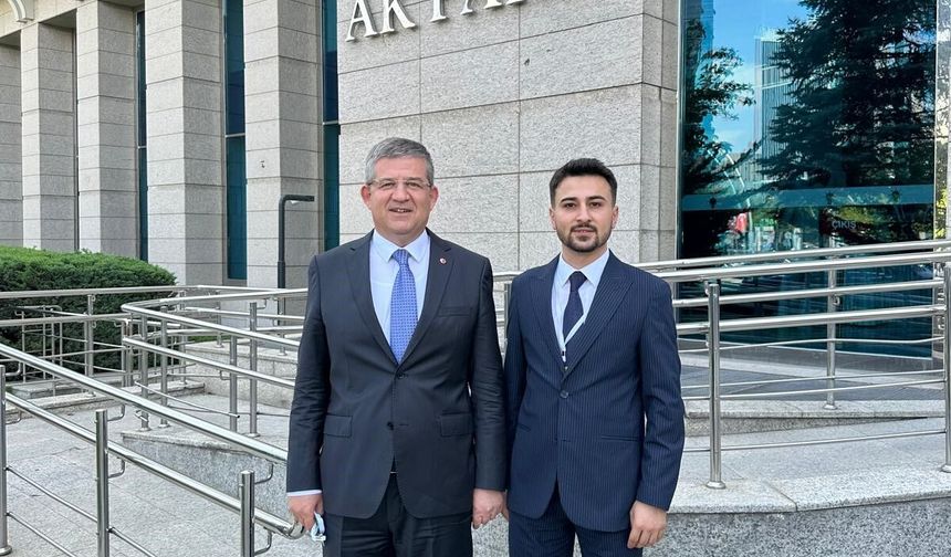 AK Parti Denizli Gençlik Kolları'ndan üyelik çalışmalarında büyük başarı